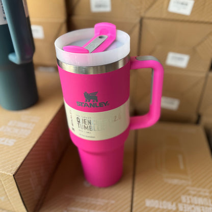 The Quencher H2.0 Flowstate™ Tumbler Stanley Cup